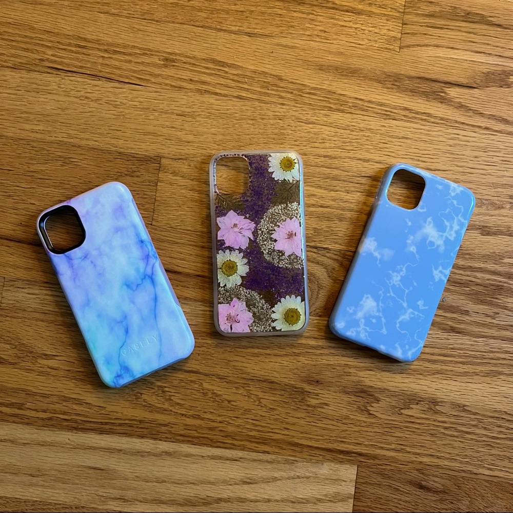 Bundle of 3 iPhone 11 Casely Cases